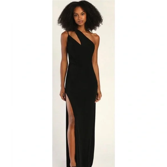 Lulus | Dresses | Lulus Black Maxi Dress | Poshmark